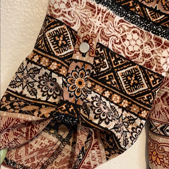 Printed blouse from Forever 21! - Picture 4 of 4